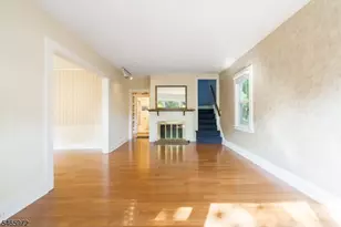 18 Halsted St, Verona, NJ 07044 - Photo 11