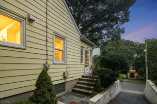 18 Halsted St, Verona, NJ 07044 - Photo 33