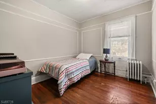 646 E 2nd Ave, Roselle, NJ 07203 - Photo 15