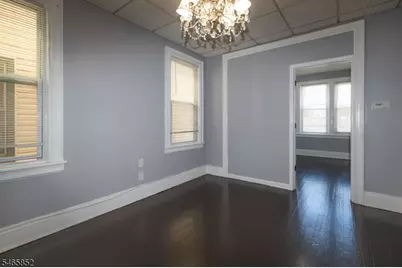 315 Pearsall Ave, Jersey City, NJ 07305 - Photo 11