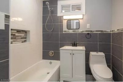 315 Pearsall Ave, Jersey City, NJ 07305 - Photo 7