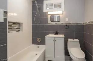 315 Pearsall Ave, Jersey City, NJ 07305 - Photo 7
