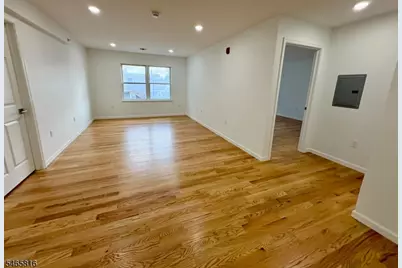 12-55 River Rd, Fair Lawn, NJ 07410 - Photo 15
