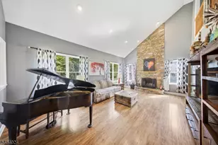 18 Cornerstone Dr, Allamuchy Township, NJ 07840 - Photo 5