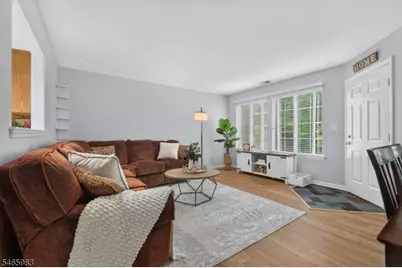 76 Encampment Dr, Bedminster Township, NJ 07921 - Photo 3