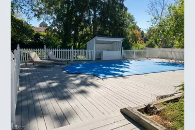 10 Jensen Ct, Chatham Township, NJ 07928 - Photo 9