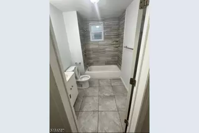122 Littleton Ave #2, Newark, NJ 07103 - Photo 7