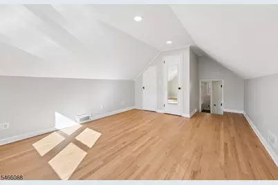529 Richfield Ave, Kenilworth, NJ 07033 - Photo 19