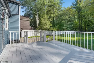 529 Richfield Ave, Kenilworth, NJ 07033 - Photo 23