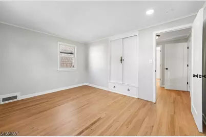 529 Richfield Ave, Kenilworth, NJ 07033 - Photo 13