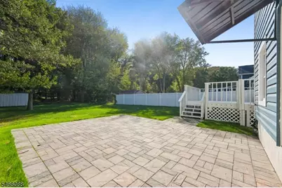 529 Richfield Ave, Kenilworth, NJ 07033 - Photo 25