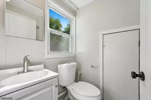 529 Richfield Ave, Kenilworth, NJ 07033 - Photo 11