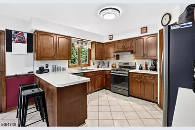 27 Edgemere Terrace, Washington Township, NJ 07882 - Photo 9