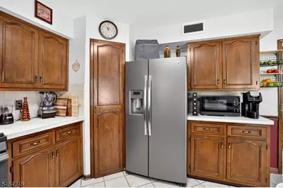27 Edgemere Terrace, Washington Township, NJ 07882 - Photo 11