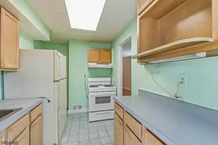 1118 W Henry St, Linden, NJ 07036 - Photo 15