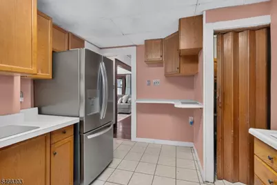 19 Ashwood Ter, West Orange Township, NJ 07052 - Photo 13