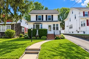 401 Burroughs Terrace, Union Township, NJ 07083 - Photo 1