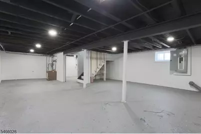 401 Burroughs Ter, Union Township, NJ 07083 - Photo 21