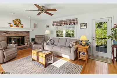 27 Salem Dr, Hanover Township, NJ 07981 - Photo 9