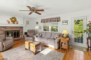 27 Salem Dr, Hanover Township, NJ 07981 - Photo 9