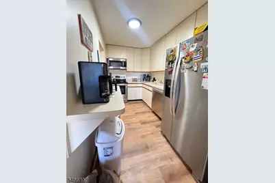 10 N Wood Ave #301, Linden, NJ 07036 - Photo 11