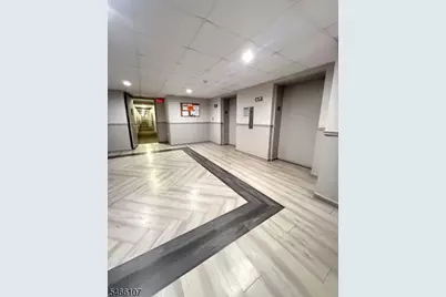 10 N Wood Ave #301, Linden, NJ 07036 - Photo 31