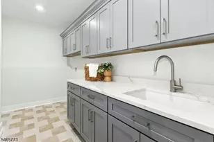355 Ackerman St, Mountainside, NJ 07092 - Photo 33