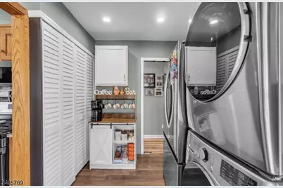 515 E Main St, Bridgewater, NJ 08807 - Photo 9