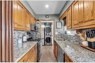 515 E Main St, Bridgewater, NJ 08807 - Photo 7