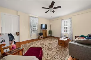 9 Hoffman Rd, Clinton Township, NJ 08833 - Photo 5
