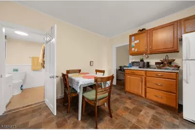 9 Hoffman Rd, Clinton Township, NJ 08833 - Photo 7