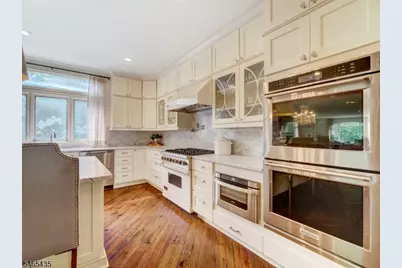 34 Jarombek Dr, Montville Township, NJ 07082 - Photo 7