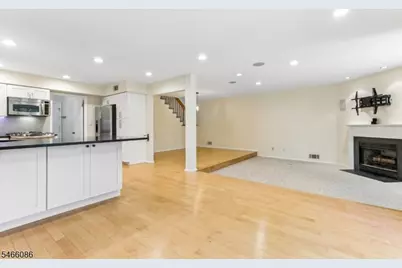 28 Raven Dr, Morris Township, NJ 07960 - Photo 5