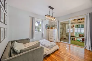 14 Farmingdale Ave, Bloomfield, NJ 07003 - Photo 13