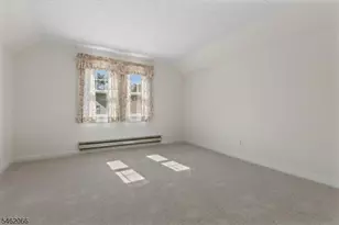 321 Fairmount Rd, Washington Township, NJ 07853 - Photo 21
