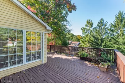 8 Birdseye Cir, Wayne, NJ 07470 - Photo 23
