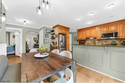2153 Vauxhall Rd, Union Township, NJ 07083 - Photo 7