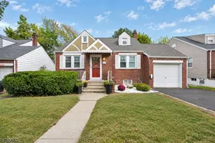 2153 Vauxhall Rd, Union Township, NJ 07083 - Photo 1
