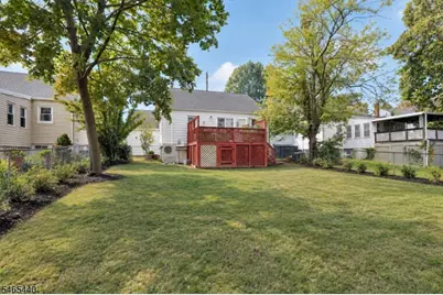 2153 Vauxhall Rd, Union Township, NJ 07083 - Photo 21