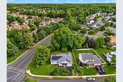 83 Sagamore Ave, Edison, NJ 08820 - Photo 19
