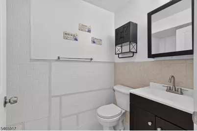 409 Halsey St, Newark, NJ 07102 - Photo 23