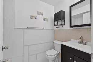 409 Halsey St, Newark, NJ 07102 - Photo 23