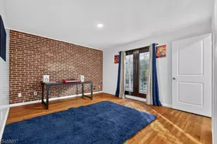 409 Halsey St, Newark, NJ 07102 - Photo 11