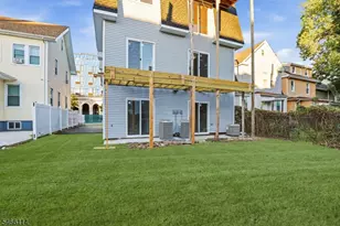 64 Lyons Ave, Newark, NJ 07112 - Photo 5
