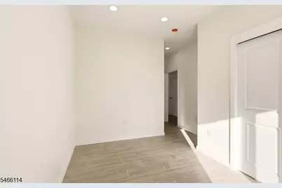 64 Lyons Ave, Newark, NJ 07112 - Photo 17