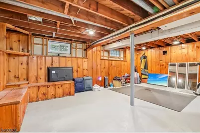8 Mountain Way, Cedar Grove, NJ 07009 - Photo 31