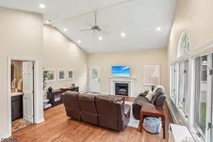 8 Mountain Way, Cedar Grove, NJ 07009 - Photo 15