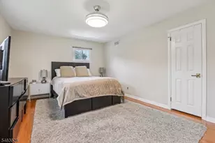 8 Mountain Way, Cedar Grove, NJ 07009 - Photo 23