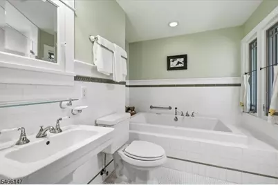 2032 Brookside Dr, Scotch Plains Township, NJ 07076 - Photo 19