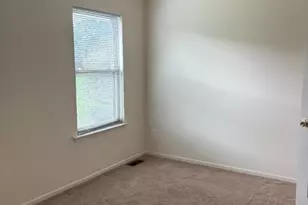151 Locust Ct, Raritan Township, NJ 08822 - Photo 7